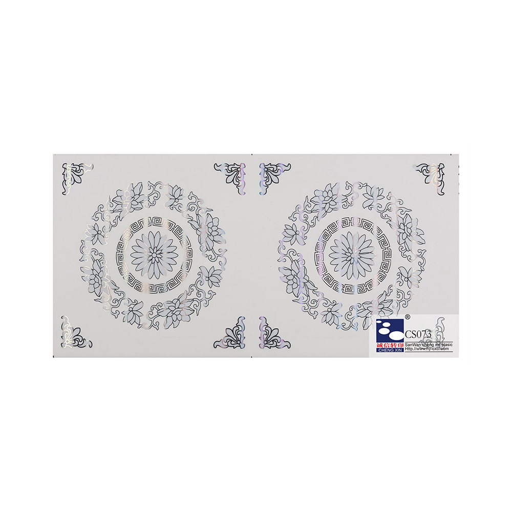 Feuille d'estampage à chaud de film de grain de bois de style moderne de nouvelles conceptions pour le plafond en PVC CS073